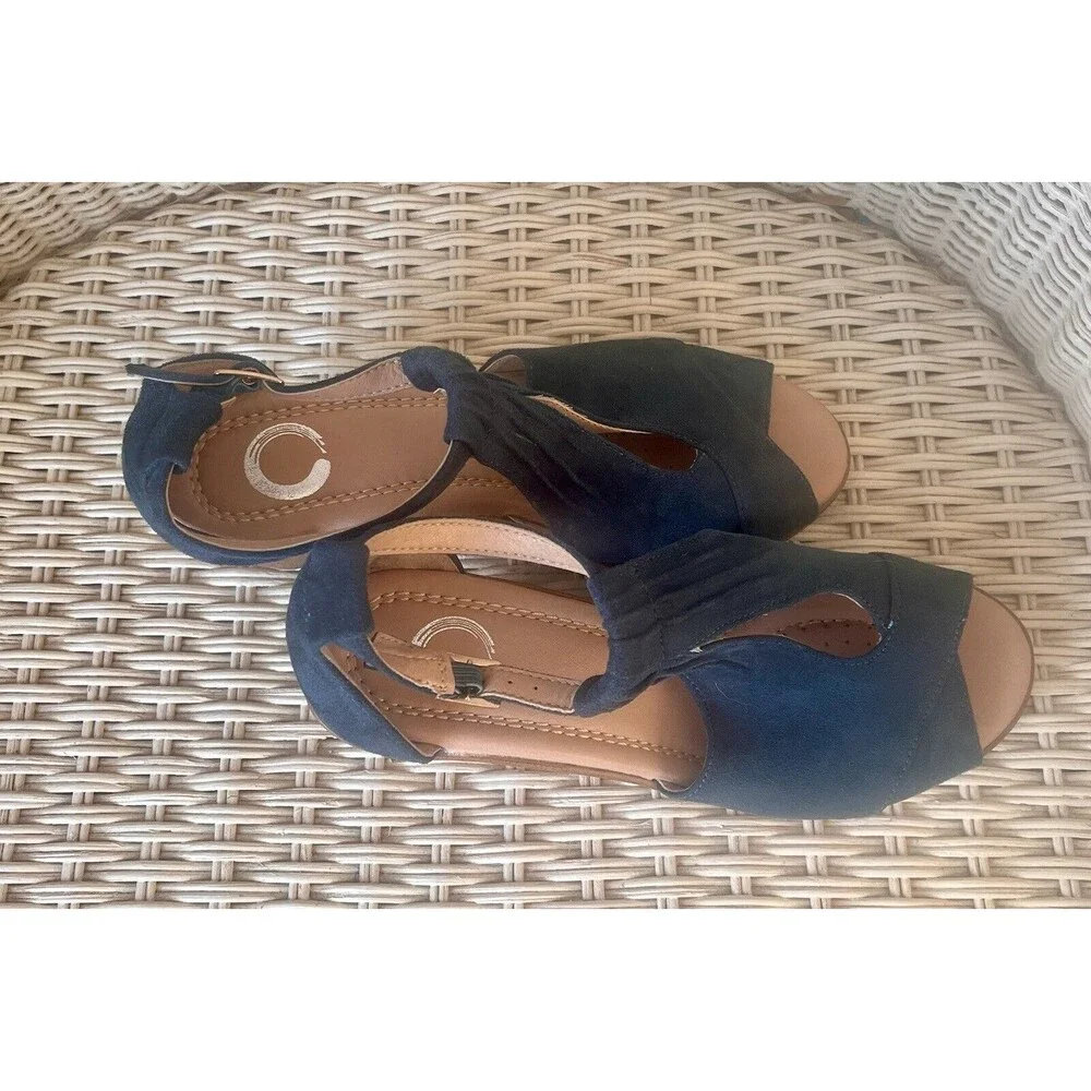 Journee Collection Kedzie Wedge Open Toe Sandals Womens 5.5 Teal Comfort Y2K